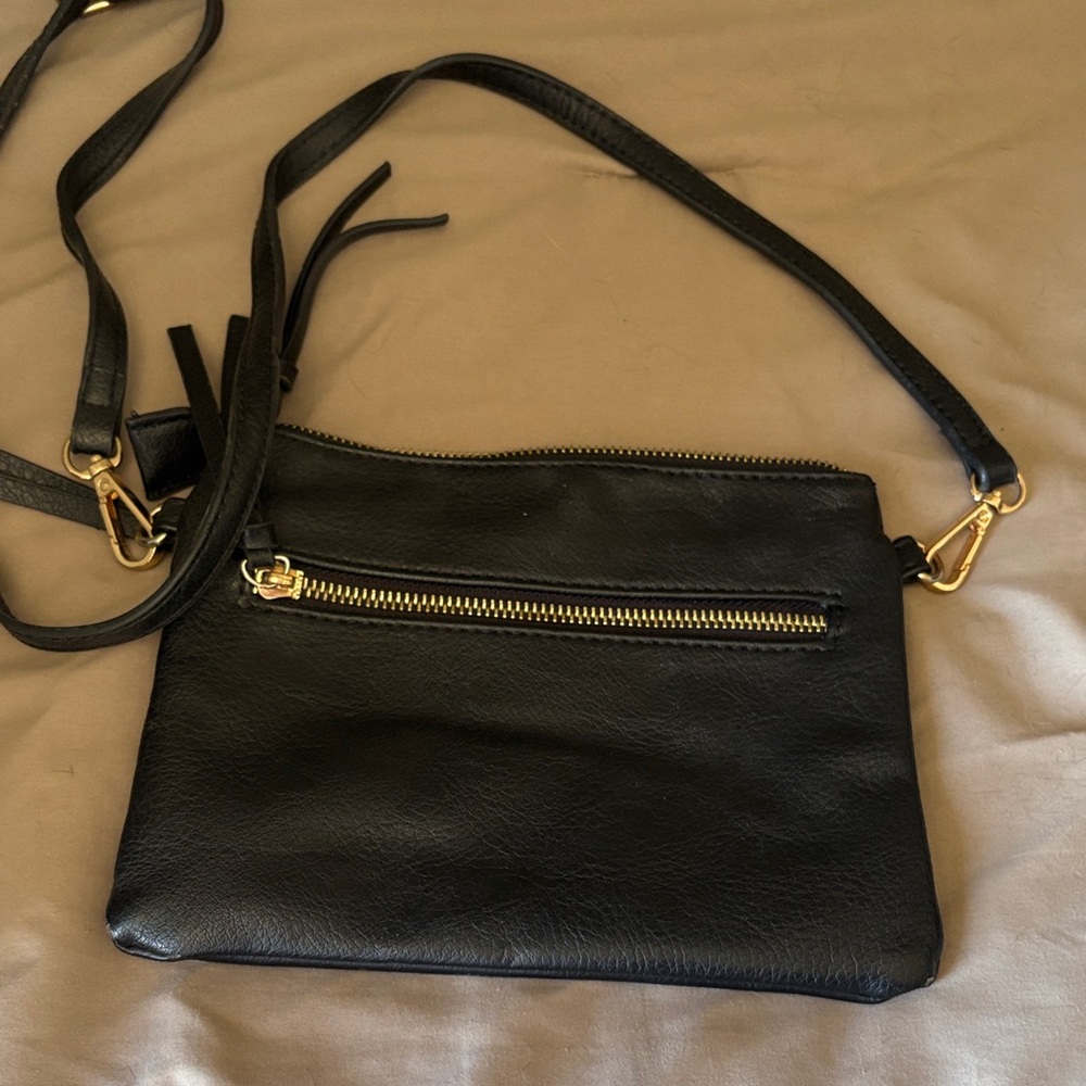 Elegant Black Leather Crossbody Bag with Gold Accents